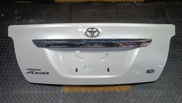 Крышка багажника Тойота Королла Аксио в Коломне 106946