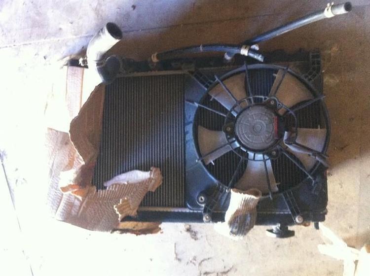 Радиатор основной Хонда Фит в Коломне 1288
